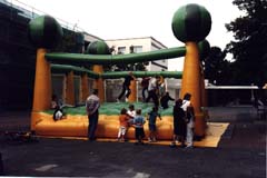Kinderhüpfburg